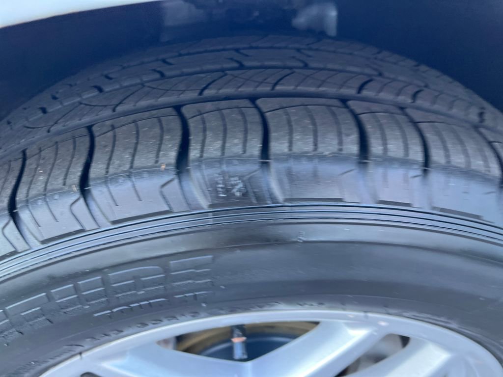 Used 2024 Ford Edge SEL image 28