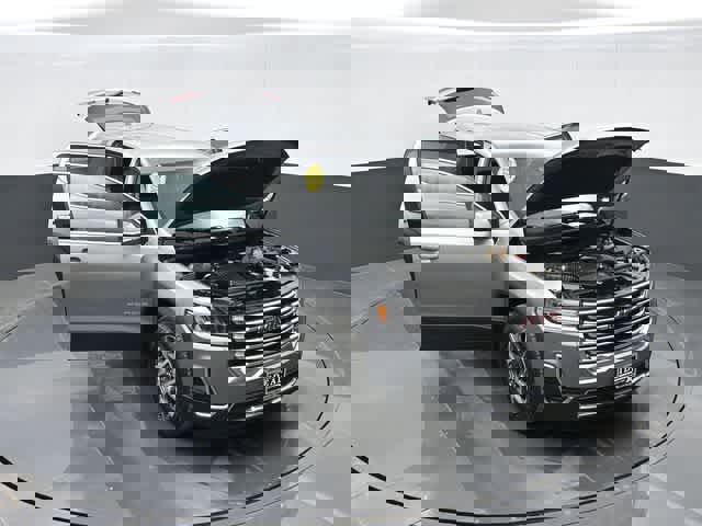 Used 2023 GMC Acadia SLE image 39