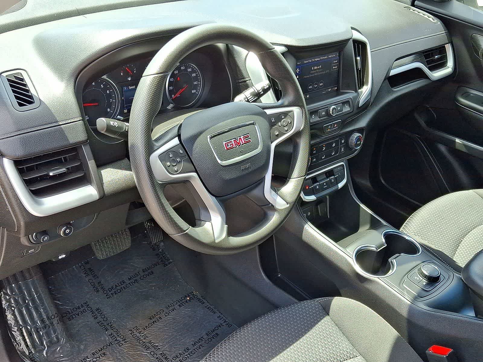 Used 2024 GMC Terrain SLE AWD/4WD image 16