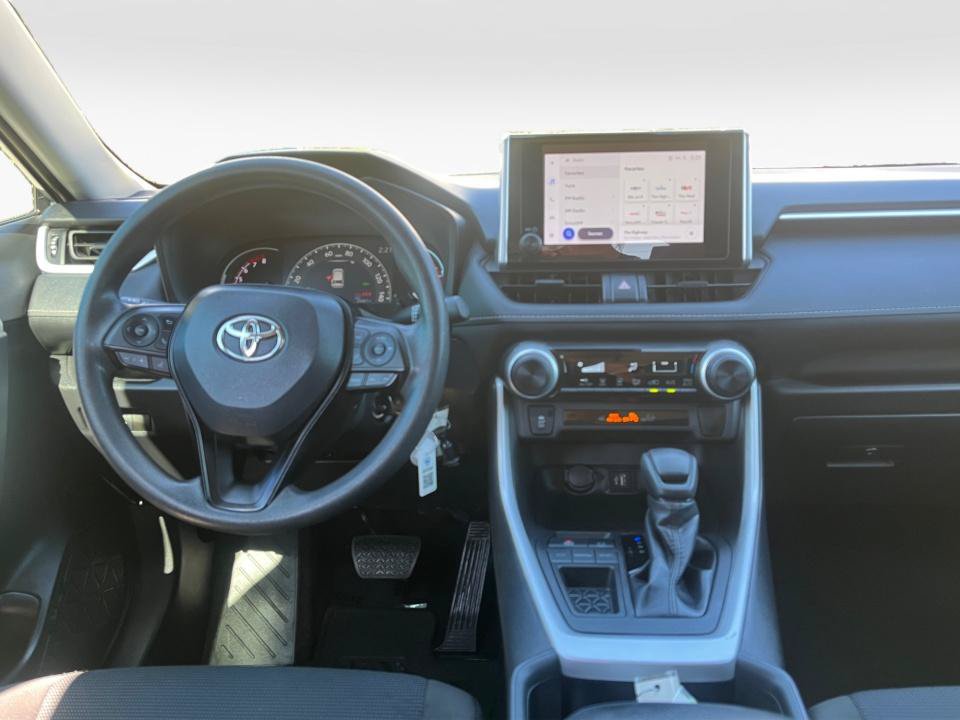 Used 2023 Toyota RAV4 LE FWD image 20