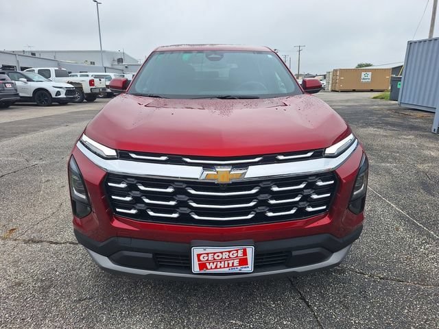 Used 2026 Chevrolet Equinox LT AWD/4WD image 9