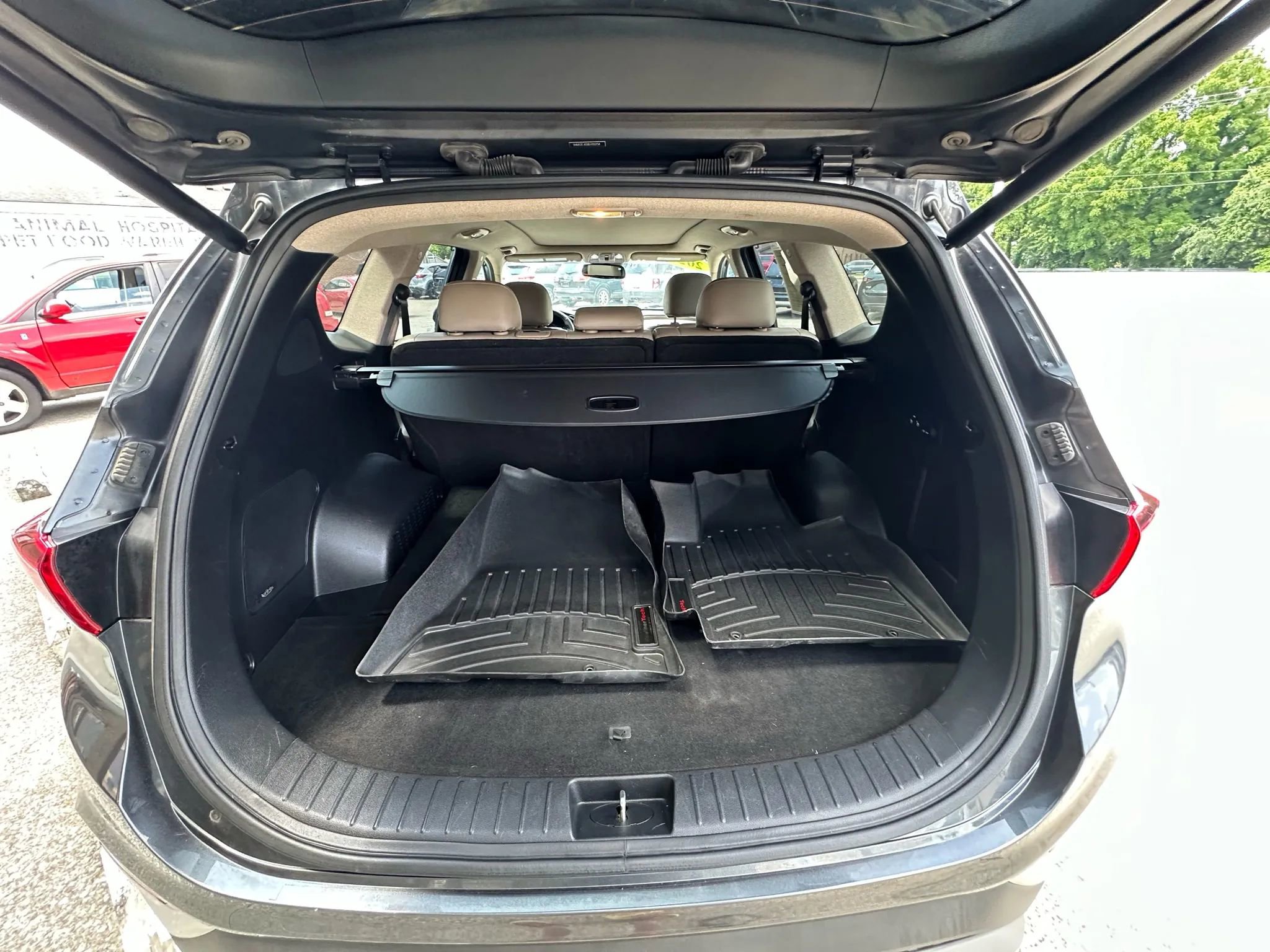 Used 2020 Hyundai Santa Fe SEL w/ Convenience + Premium Package image 27