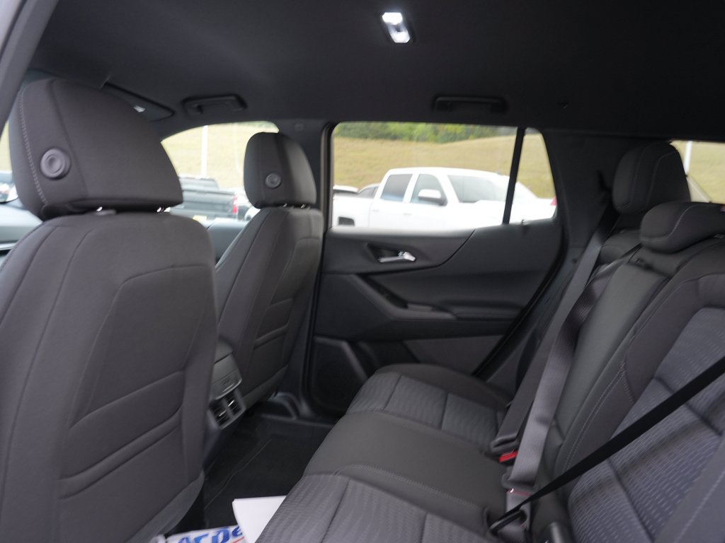 New 2027 Chevrolet Equinox LT AWD/4WD image 10