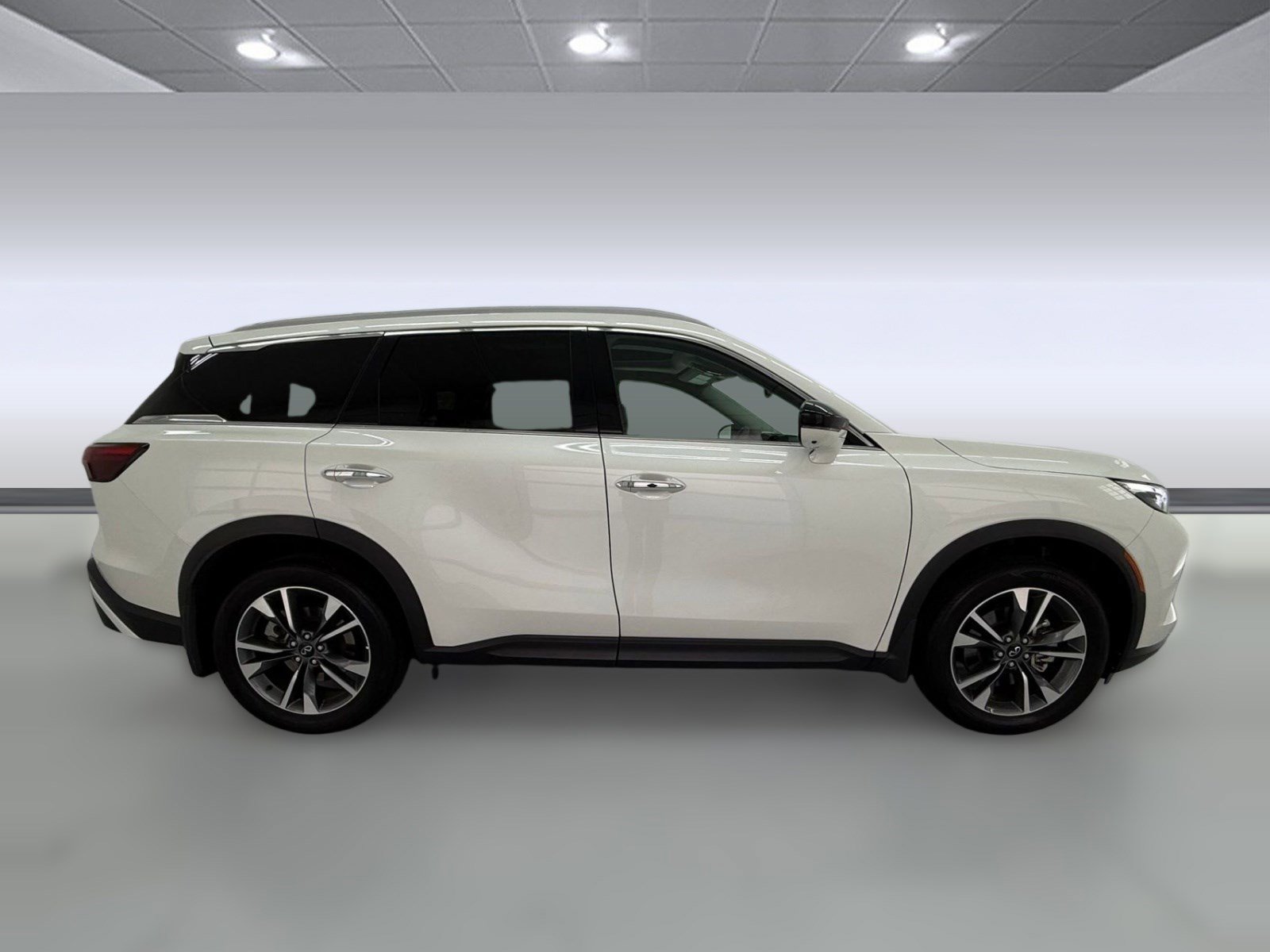 Used 2025 INFINITI QX60 Luxe FWD image 7