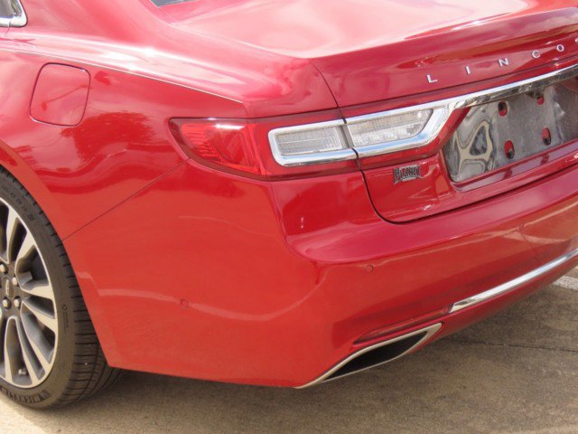 Used 2020 Lincoln Continental Reserve w/ Luxury Package image 9