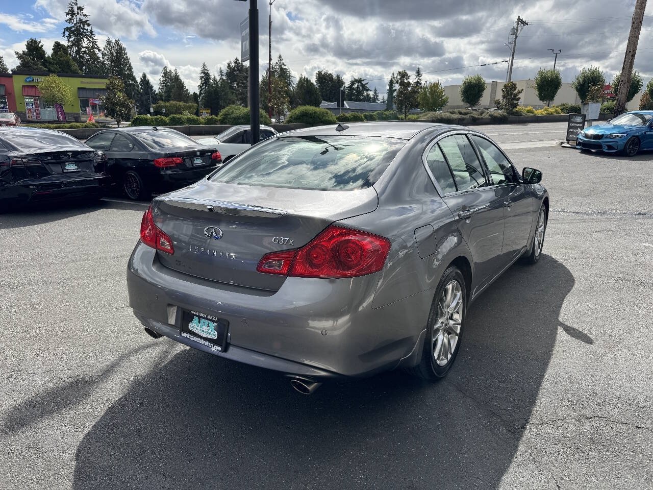 Used 2013 INFINITI G37 x Sedan w/ Premium Pkg AWD/4WD image 7
