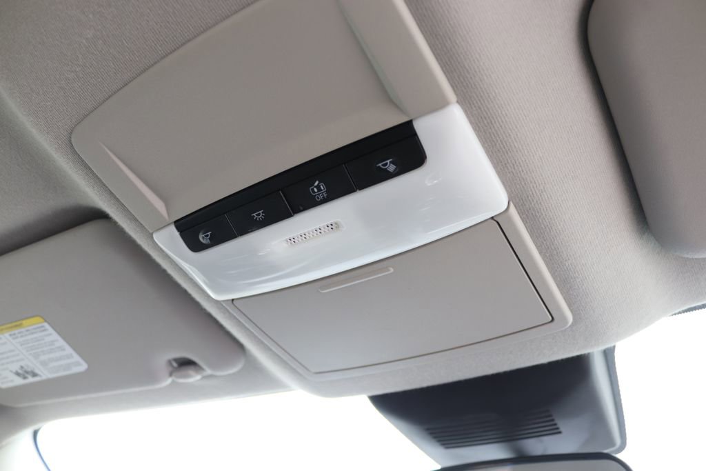 Used 2021 Nissan Sentra SV FWD image 17