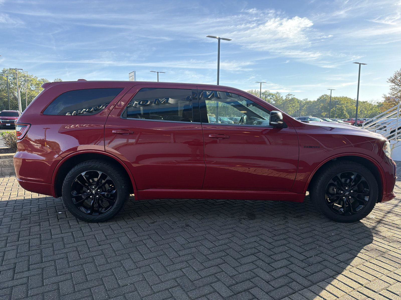 Used 2020 Dodge Durango R/T w/ Blacktop Package AWD/4WD image 6
