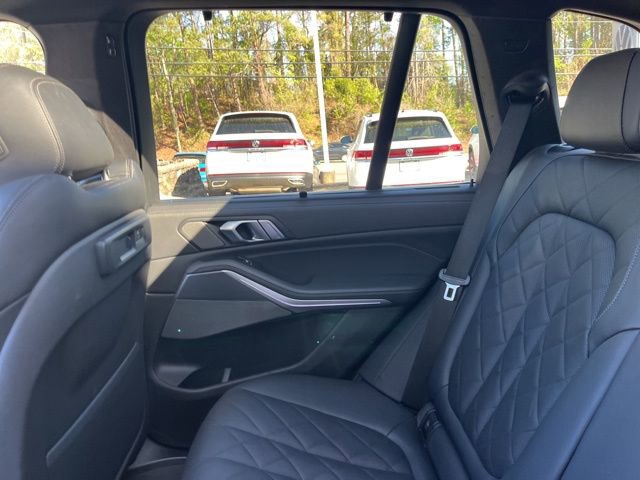 Used 2023 BMW X5 xDrive40i w/ Executive Package AWD/4WD image 16