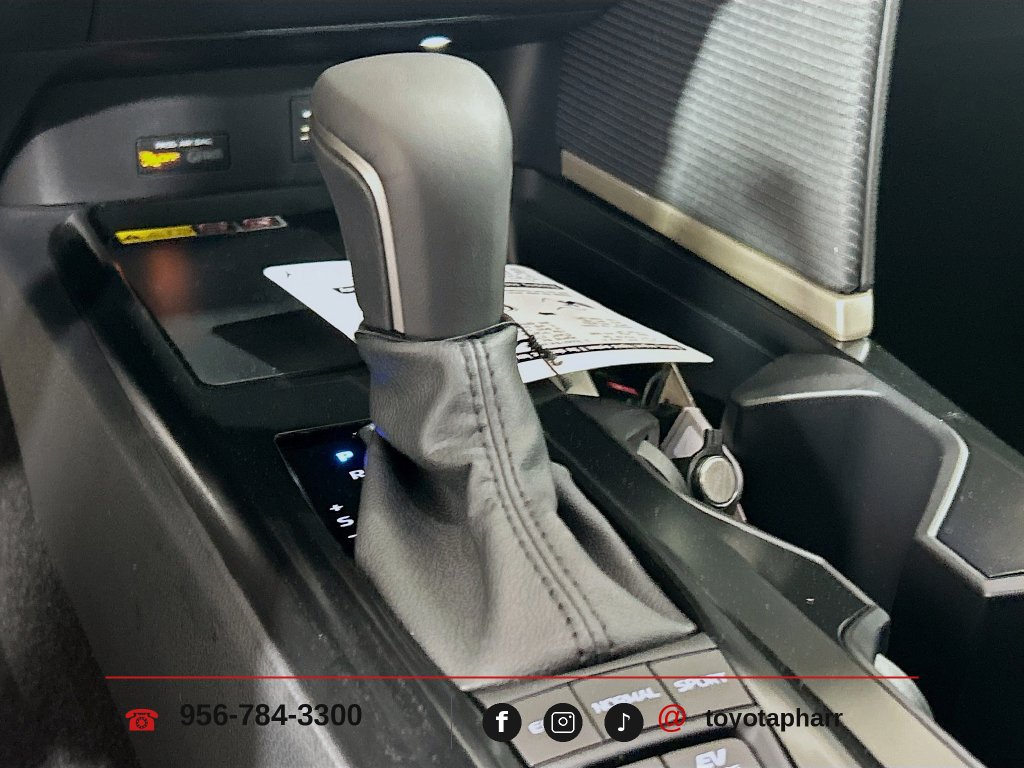 New 2026 Toyota Camry SE w/ Convenience Package FWD image 18