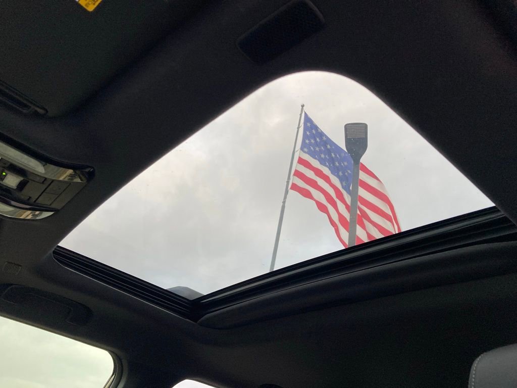 Used 2025 Toyota Land Cruiser w/ Premium Package image 15