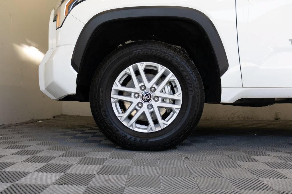 Used 2024 Toyota Tundra SR5 AWD/4WD image 9