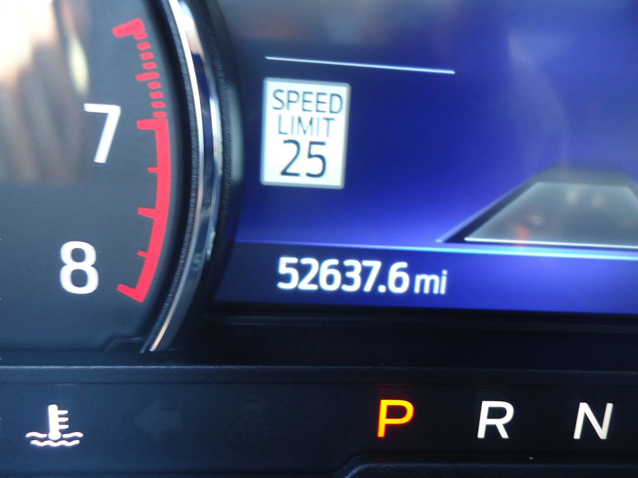 Used 2022 Ford Explorer ST-Line w/ Class IV Trailer Tow Package image 15