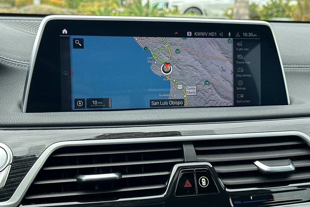 Used 2022 BMW 740i w/ M Sport Package RWD image 21