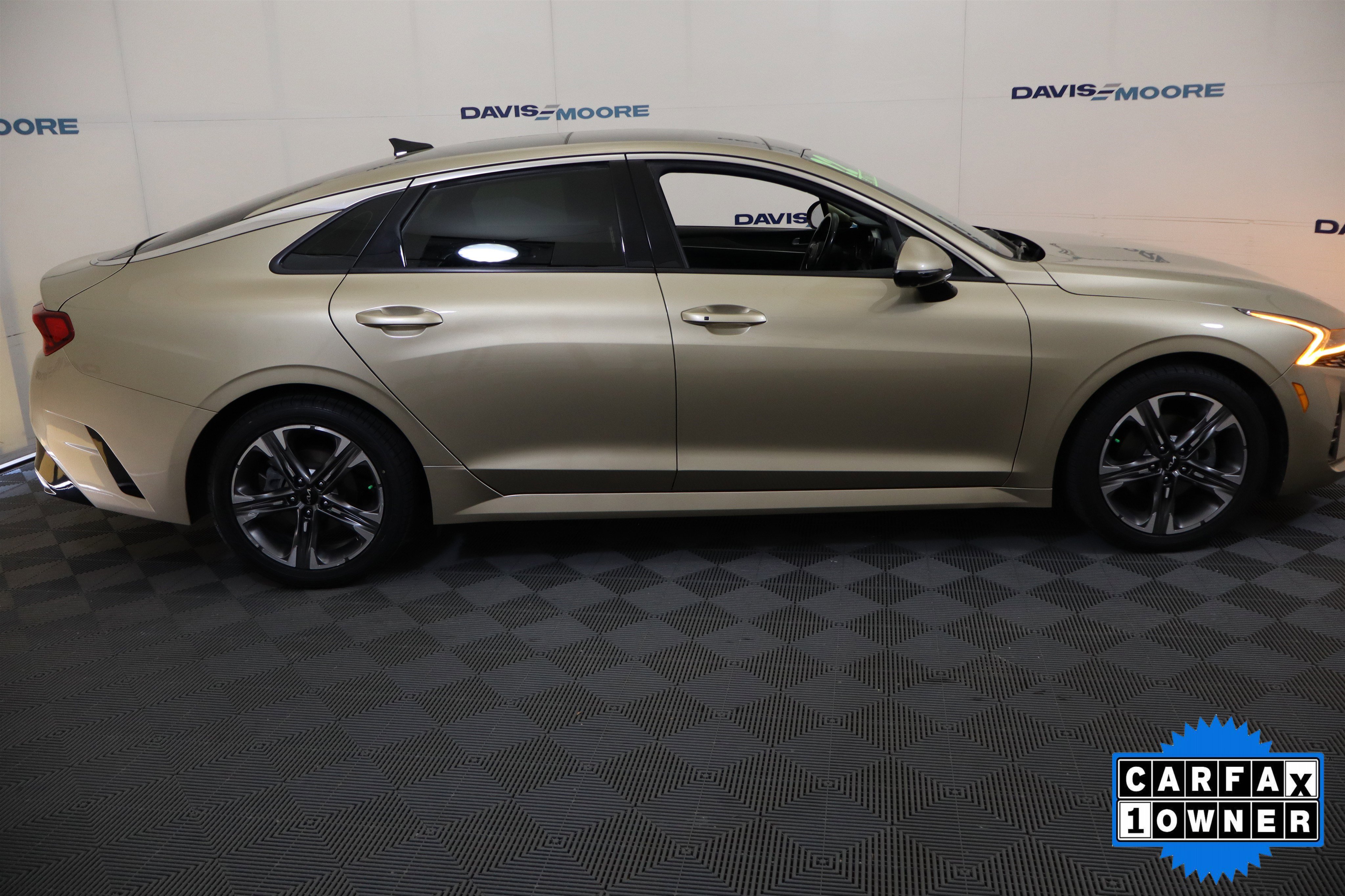 Used 2022 Kia K5 EX w/ EX Premium Package FWD image 5