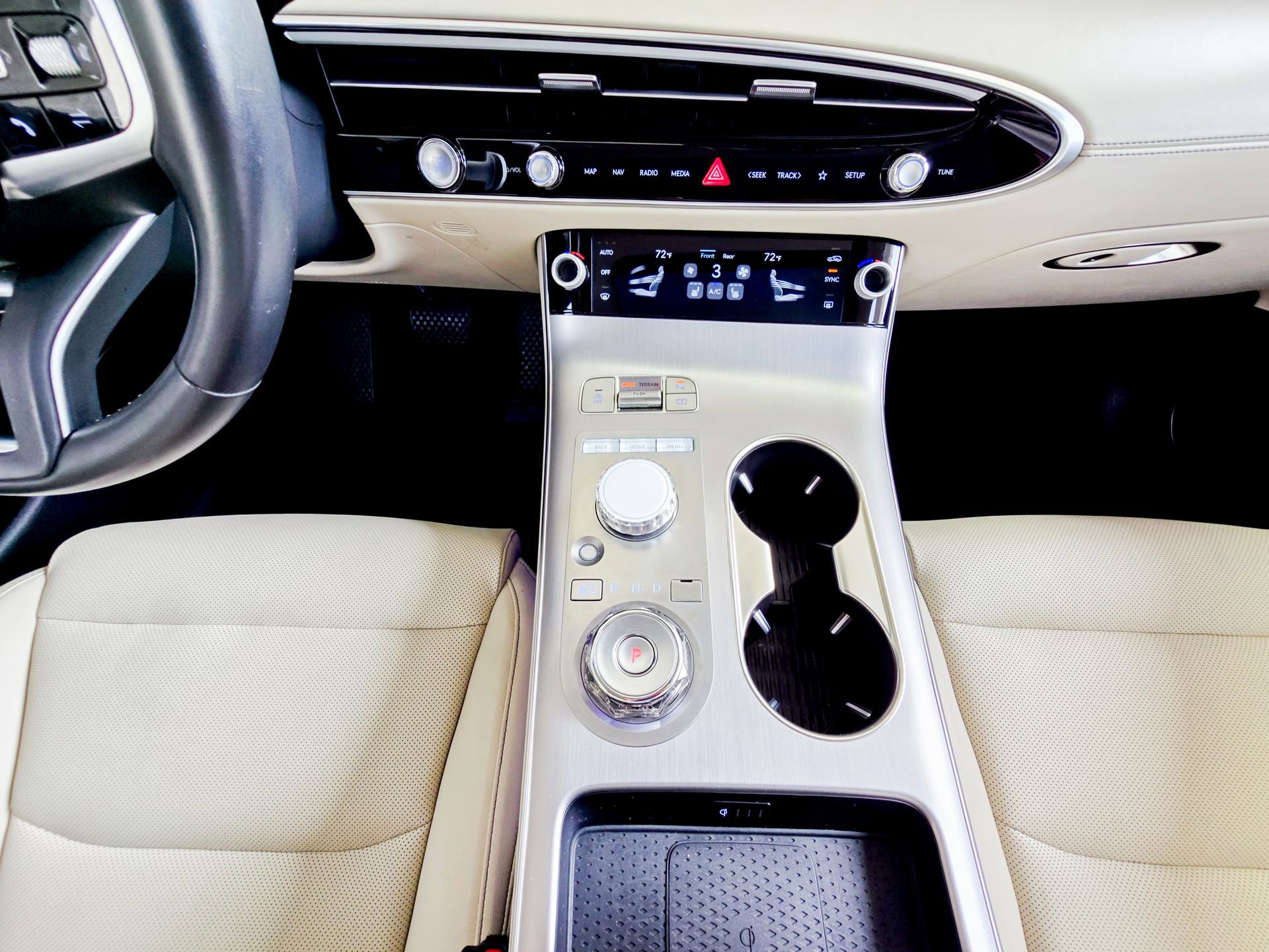 Used 2026 Genesis GV70 2.5T Select image 42