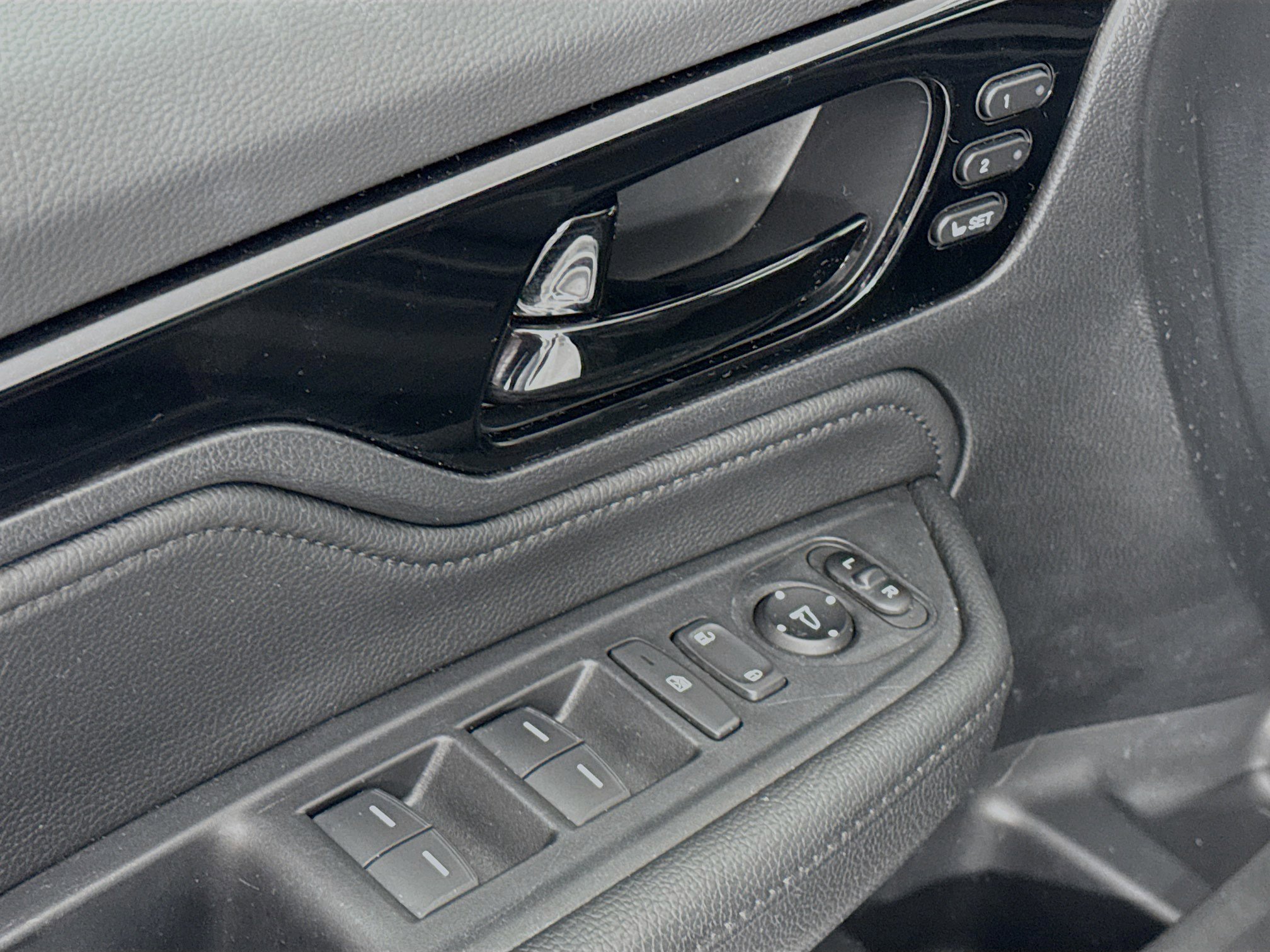 Certified 2024 Honda Odyssey Touring image 18