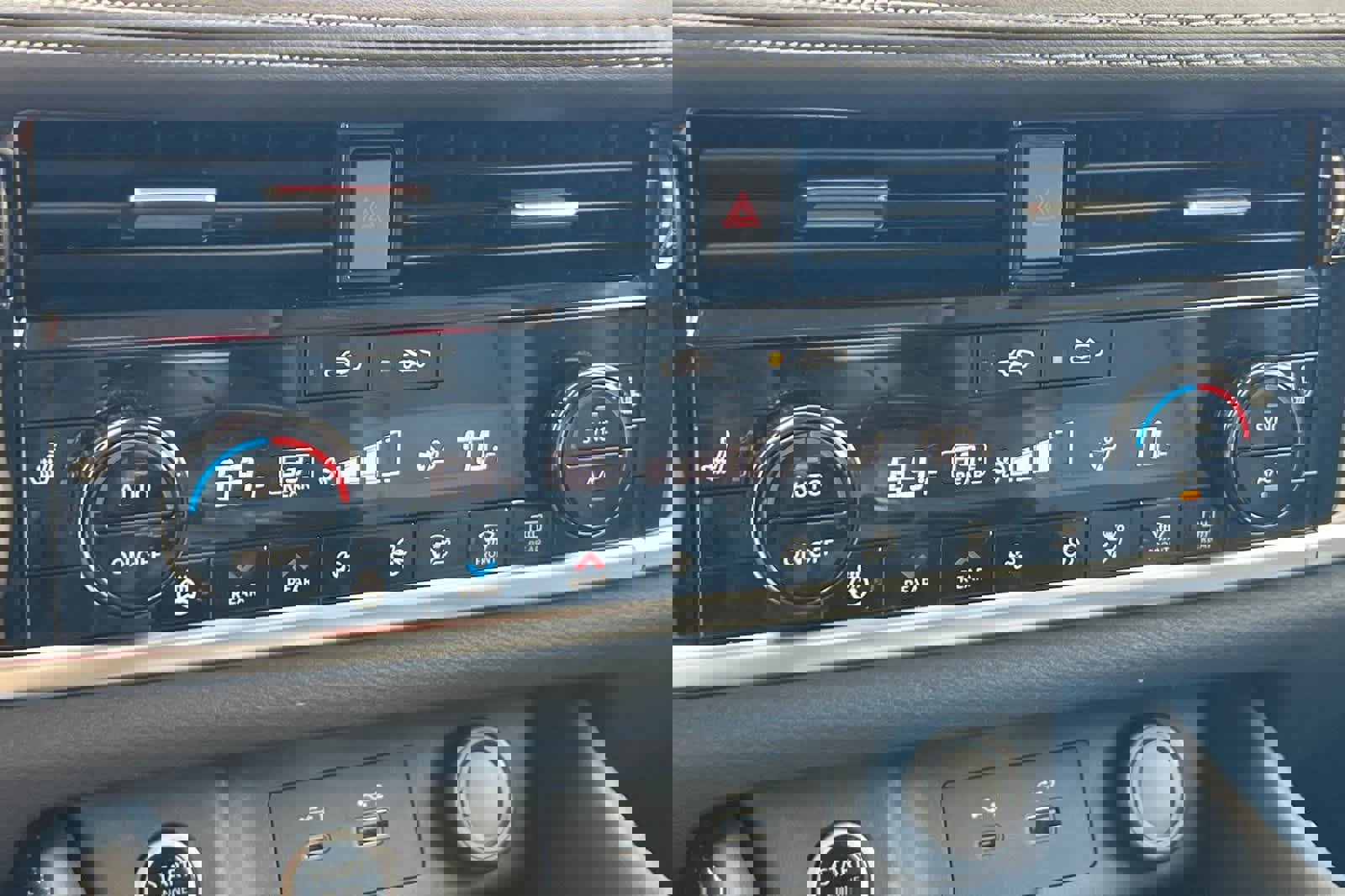 Used 2021 Nissan Rogue SL w/ Premium Package image 22