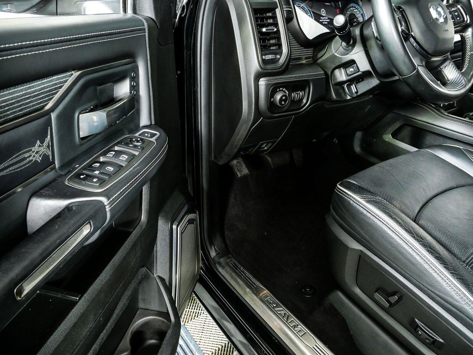 Used 2021 RAM 3500 Limited AWD/4WD image 8