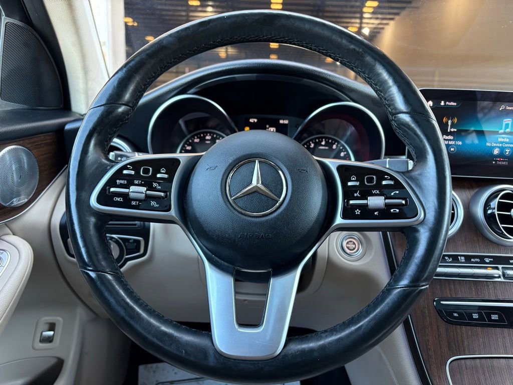 Used 2020 Mercedes-Benz GLC 300 4MATIC w/ Multimedia Package image 33