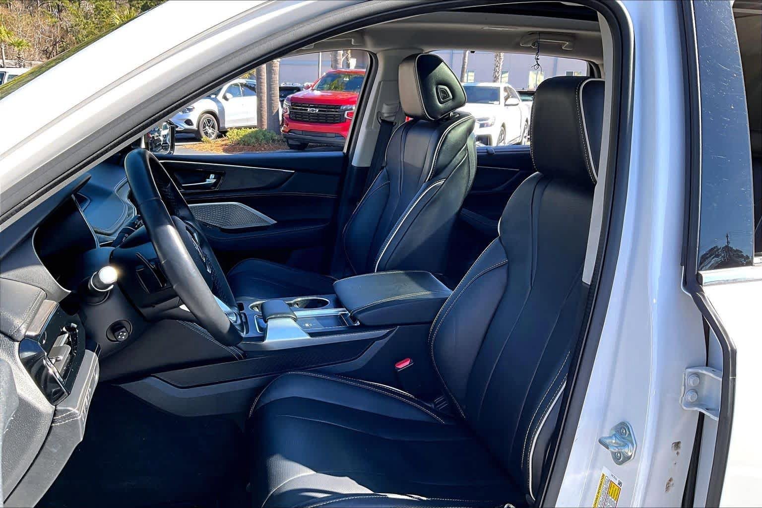 Used 2023 Acura MDX SH-AWD w/ Advance Package image 8