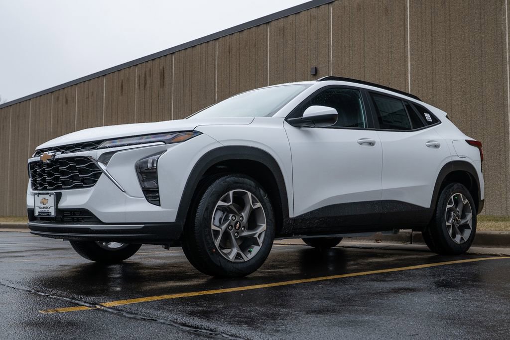 New 2026 Chevrolet Trax LT image 4