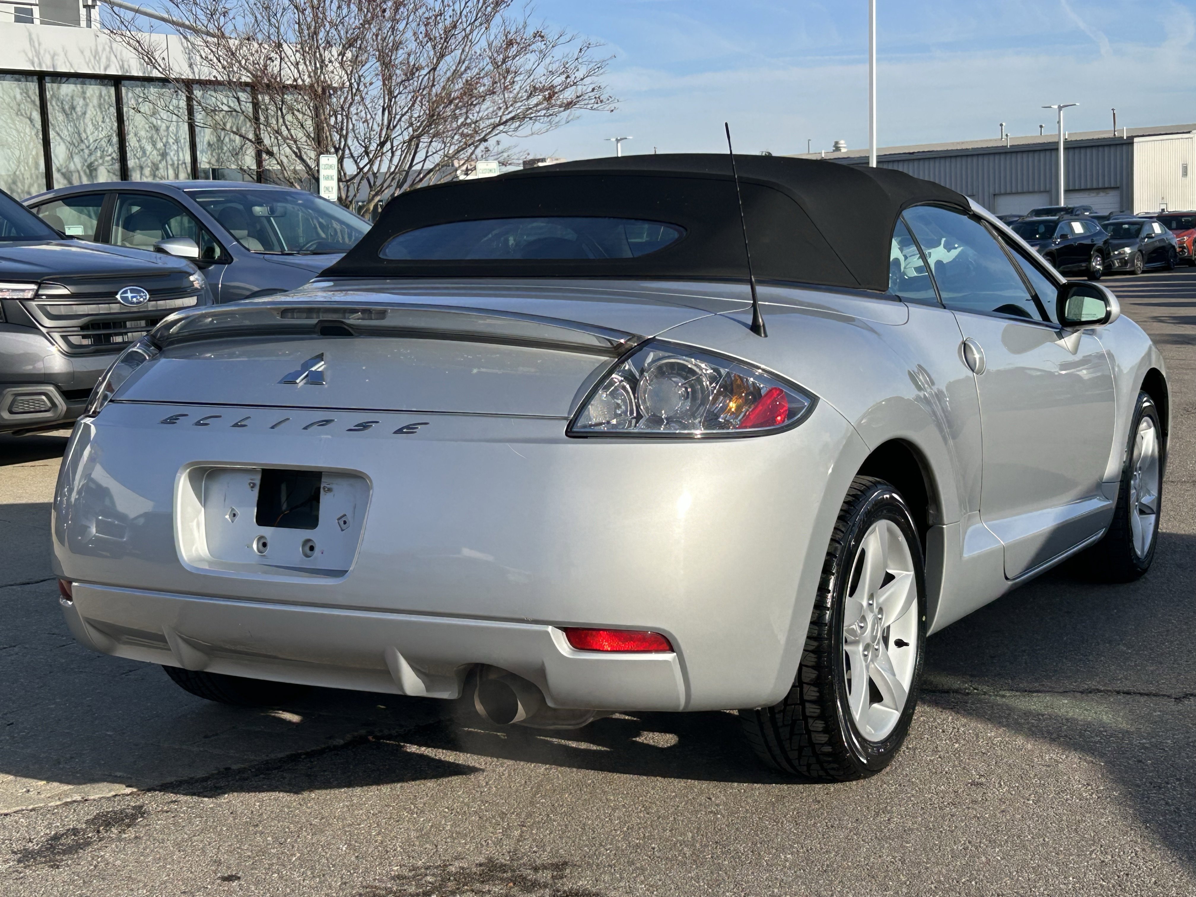 Used 2007 Mitsubishi Eclipse GS image 7