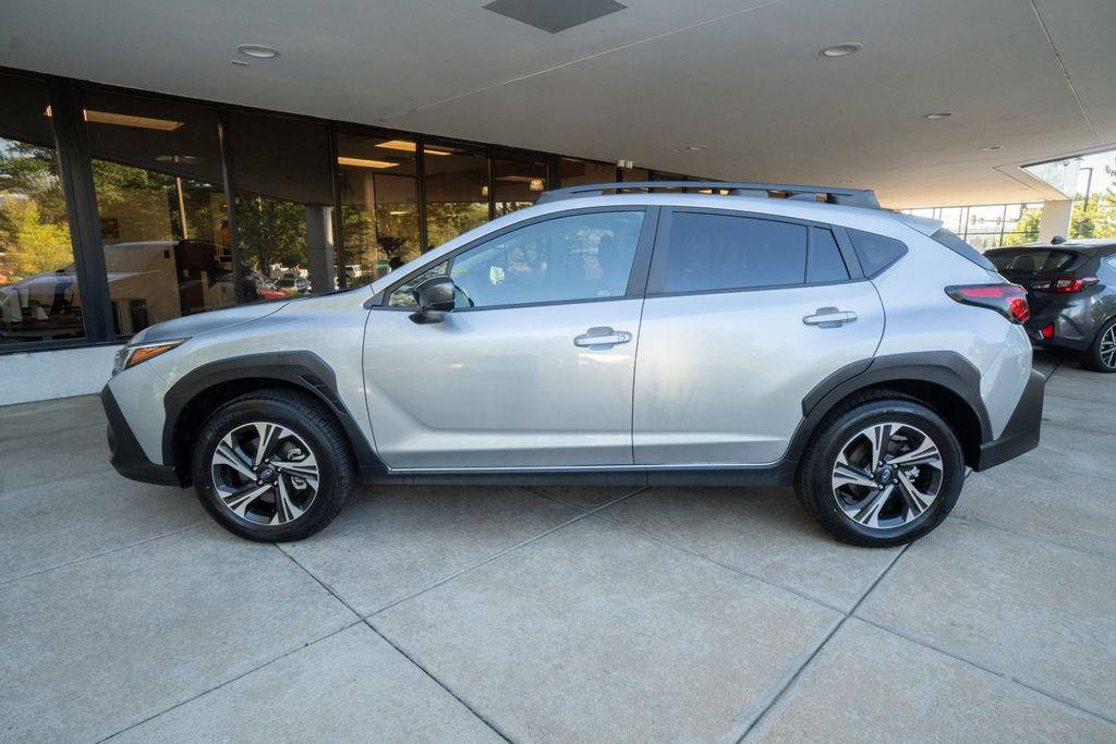 Used 2026 Subaru Crosstrek 2.5i Premium AWD/4WD image 4