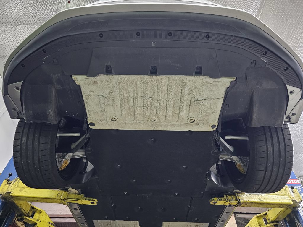Used 2018 Porsche 911 Turbo S AWD/4WD image 22
