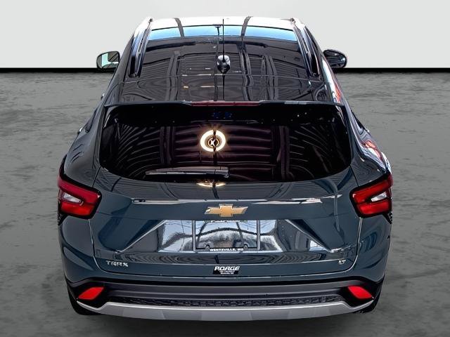 New 2026 Chevrolet Trax LT w/ LT Convenience Package FWD image 3