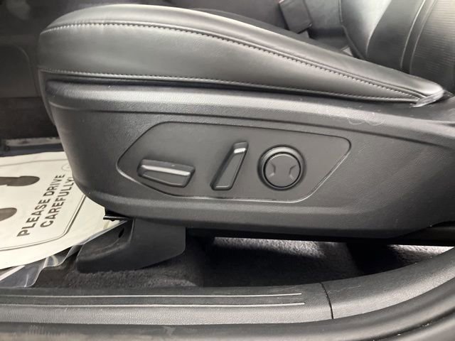 Used 2024 Kia Sorento S image 36