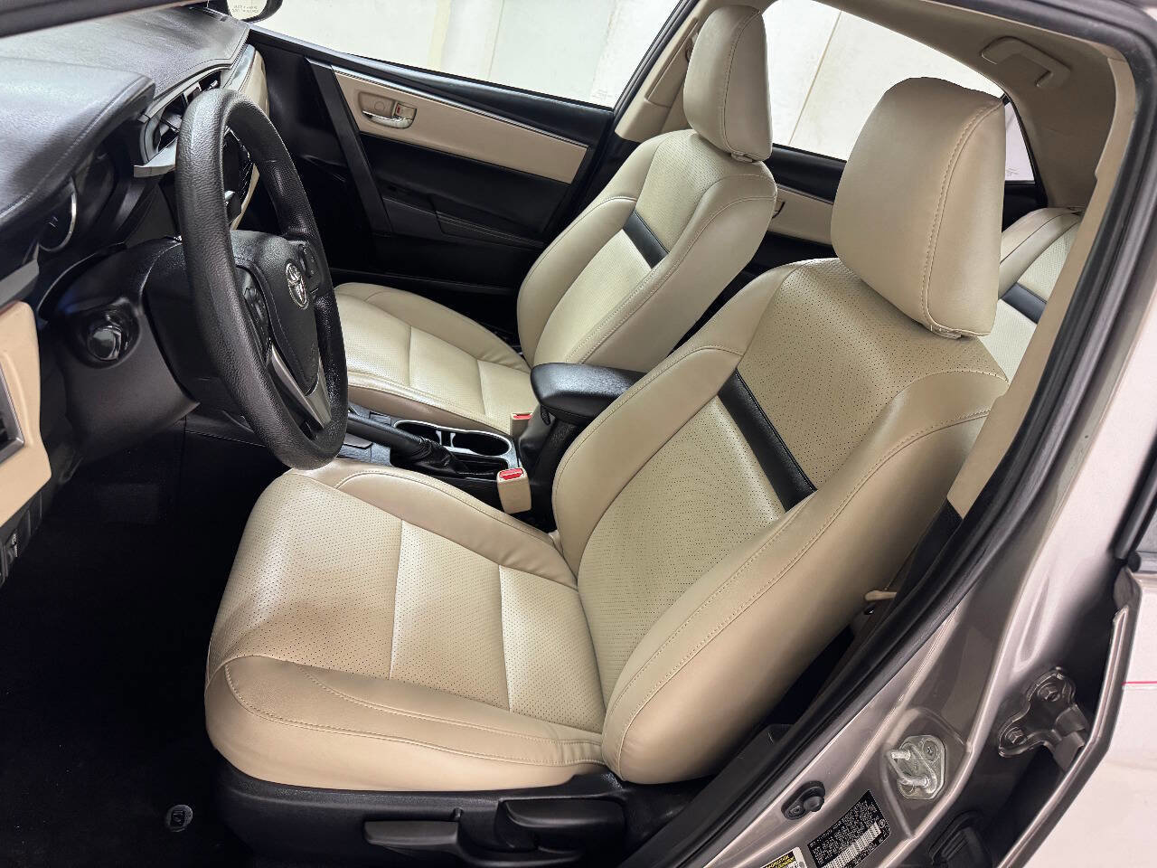 Used 2016 Toyota Corolla LE image 35