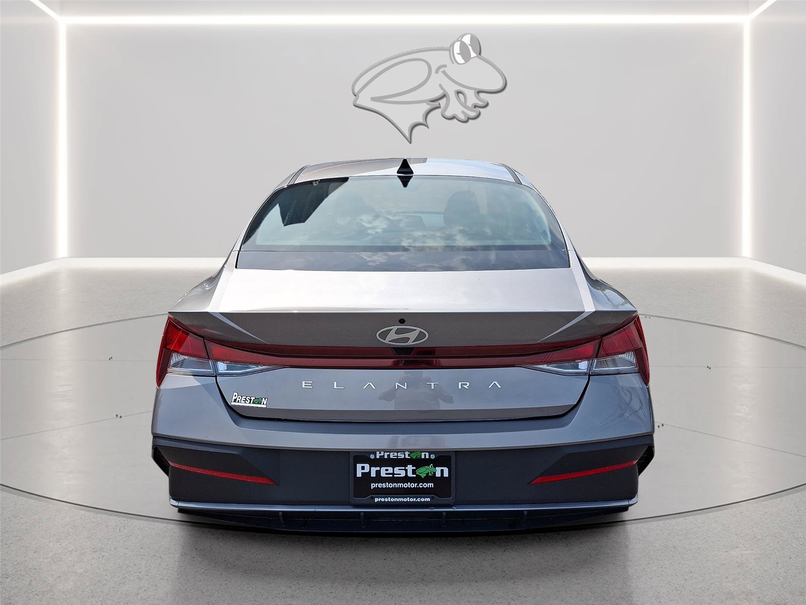 Certified 2024 Hyundai Elantra SE FWD image 4