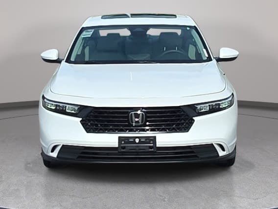 Used 2024 Honda Accord EX image 2