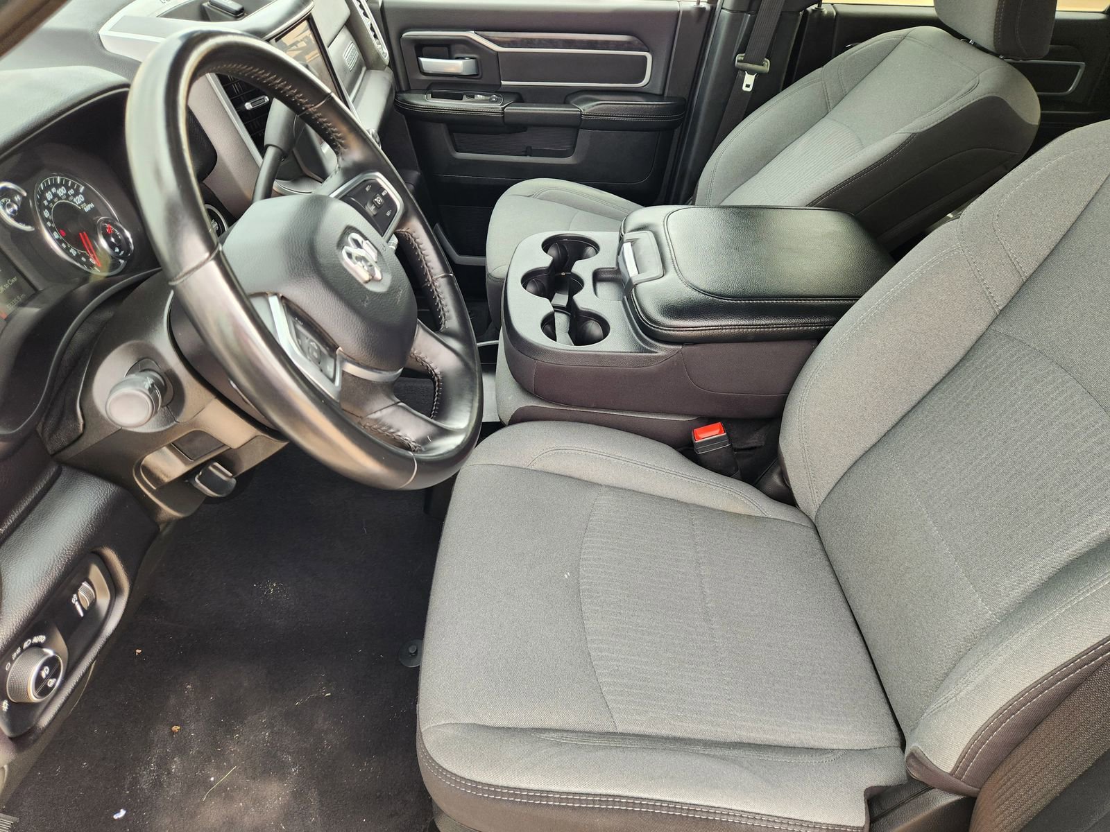 Used 2024 RAM 3500 Big Horn image 13