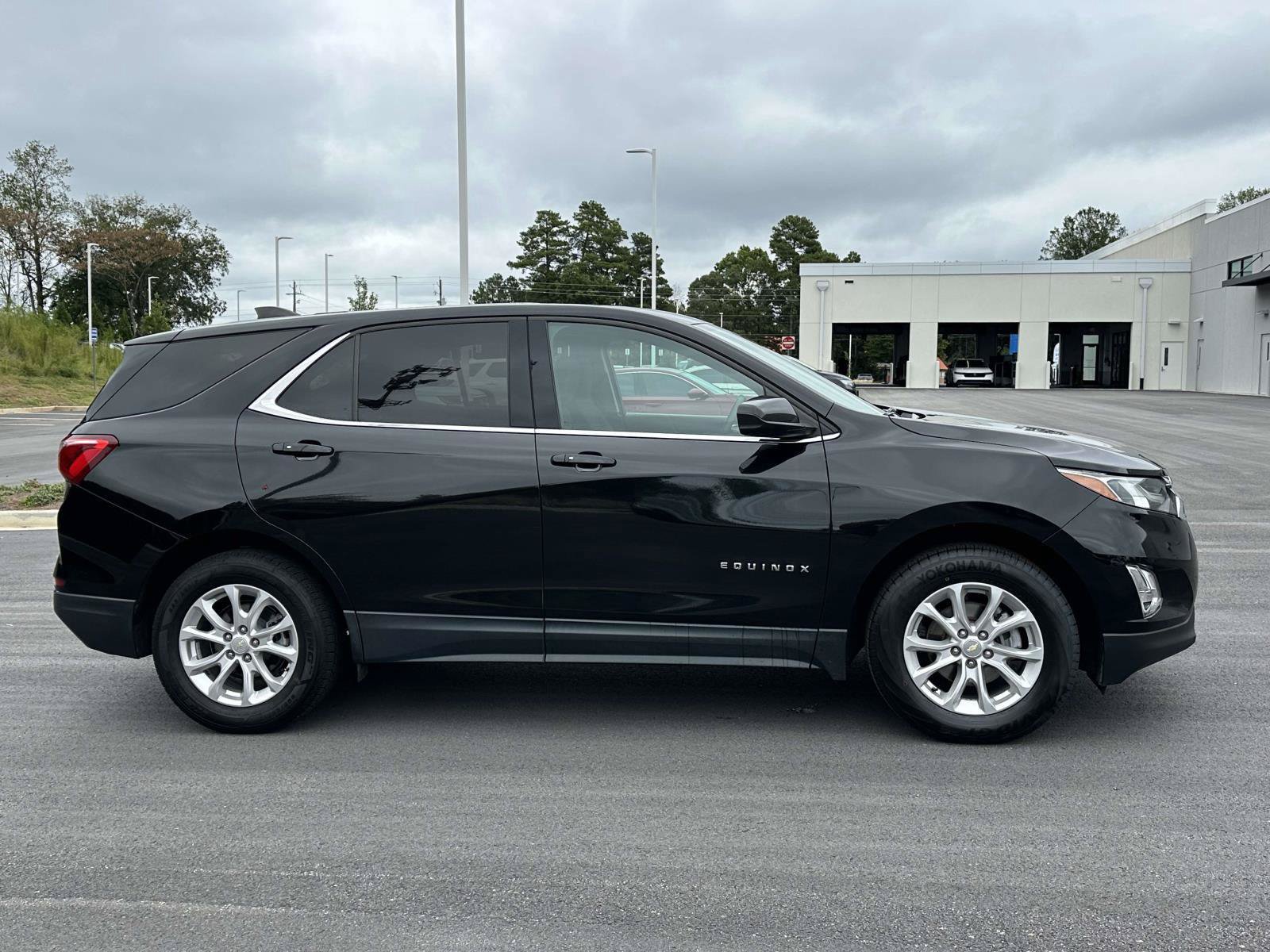 Used 2019 Chevrolet Equinox LT FWD image 27