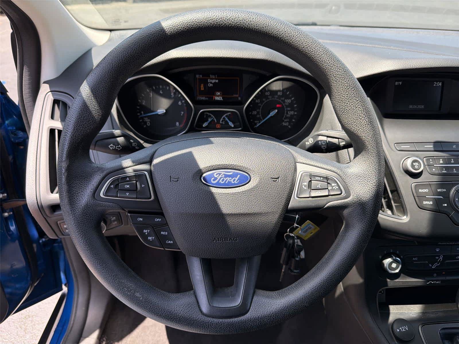Used 2018 Ford Focus SE w/ SE Appearance Package FWD image 16