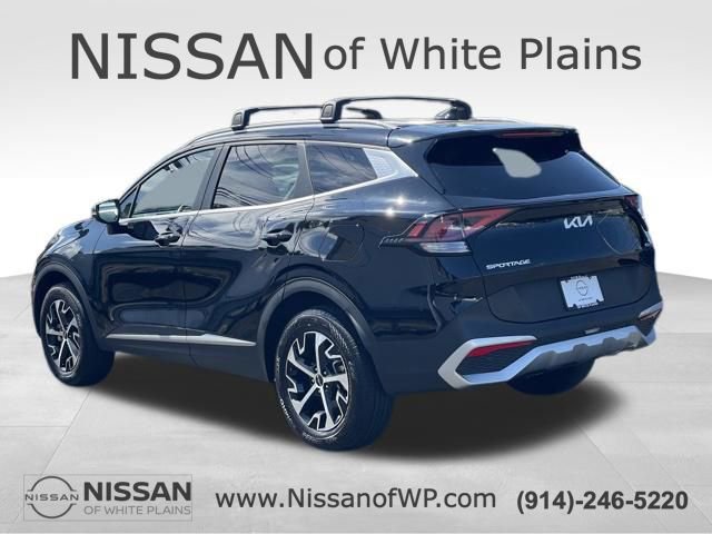Used 2024 Kia Sportage EX AWD/4WD image 5