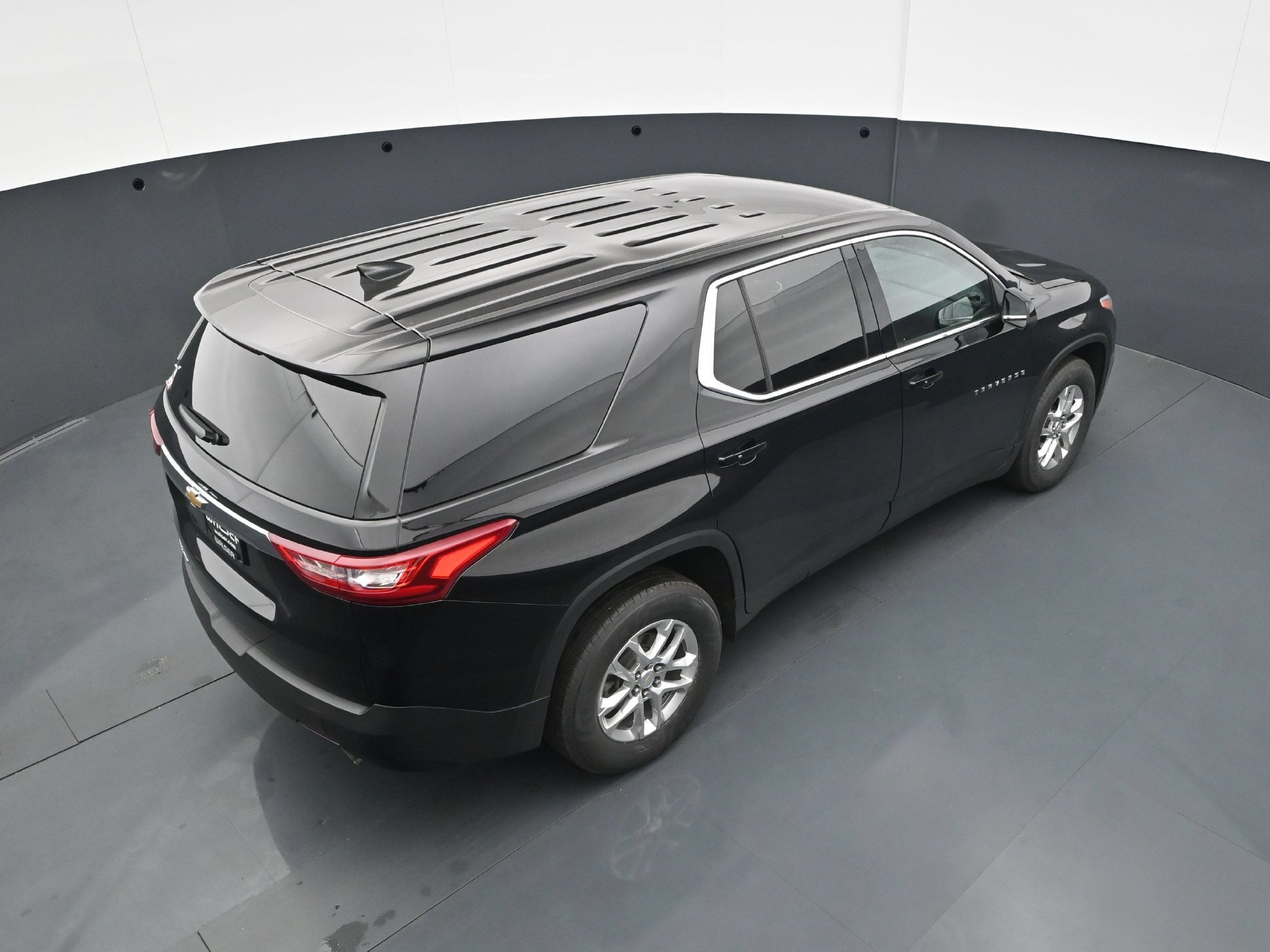 Used 2021 Chevrolet Traverse LS AWD/4WD image 38