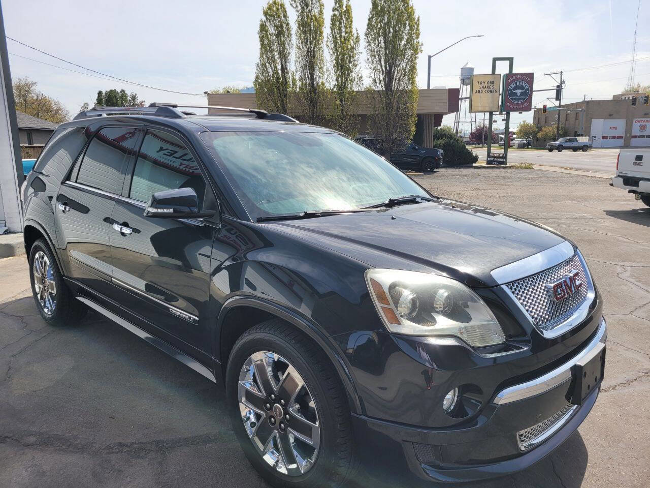 Used 2012 GMC Acadia Denali image 8