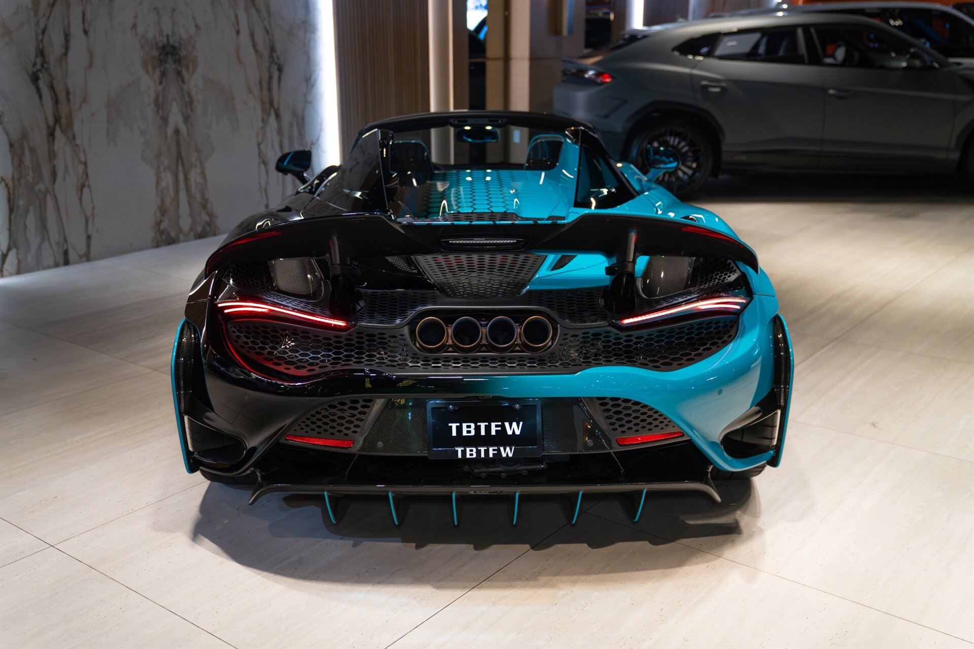 Used 2022 McLaren 765LT RWD image 33
