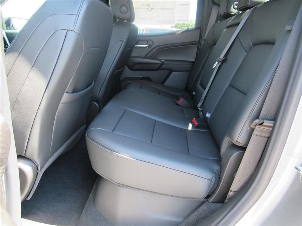 New 2026 GMC Canyon Elevation w/ Convenience Package RWD image 29