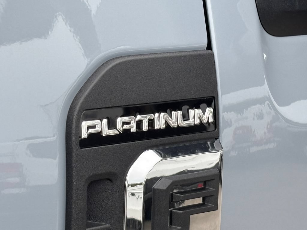New 2026 Ford F350 Platinum w/ Platinum Plus Package AWD/4WD image 15