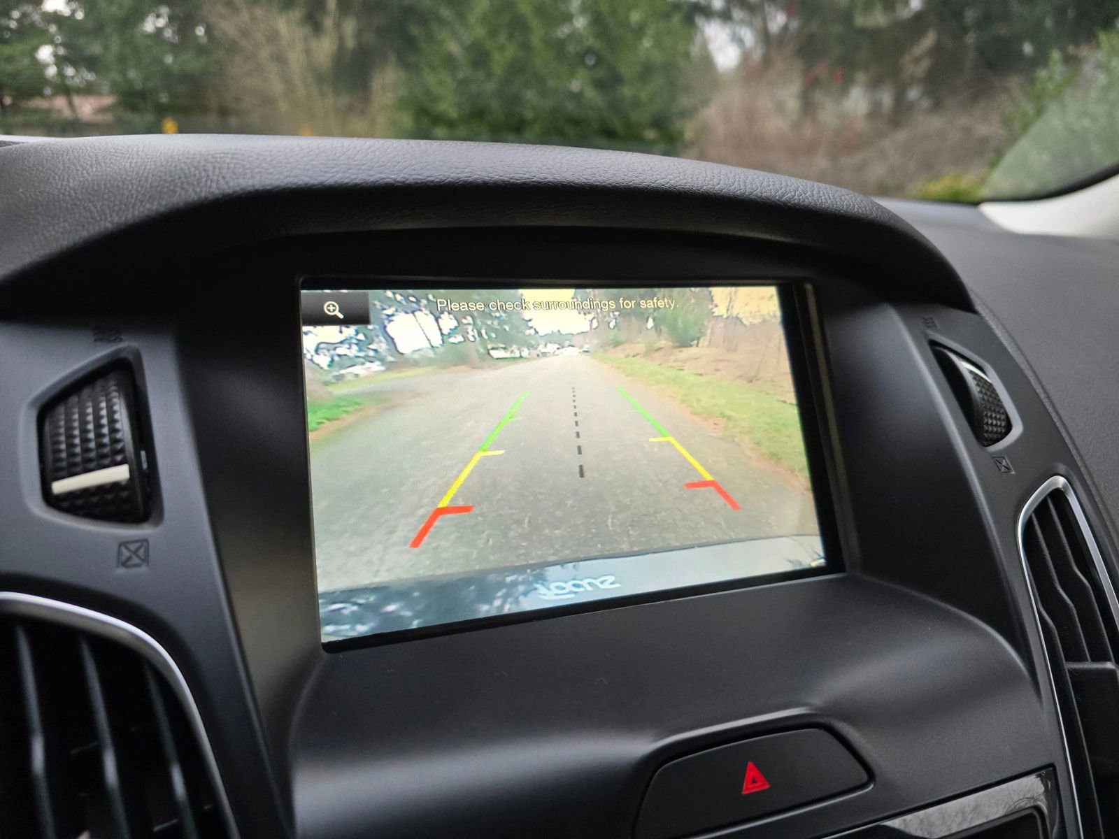 Used 2015 Ford Focus Electric Hatchback w/ Exterior Protection Package image 33