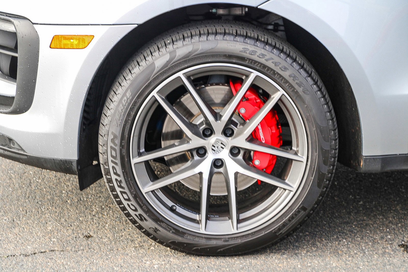 Used 2023 Porsche Macan S image 9