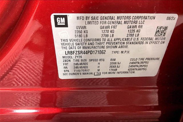 Used 2023 Buick Envision Avenir AWD/4WD image 17