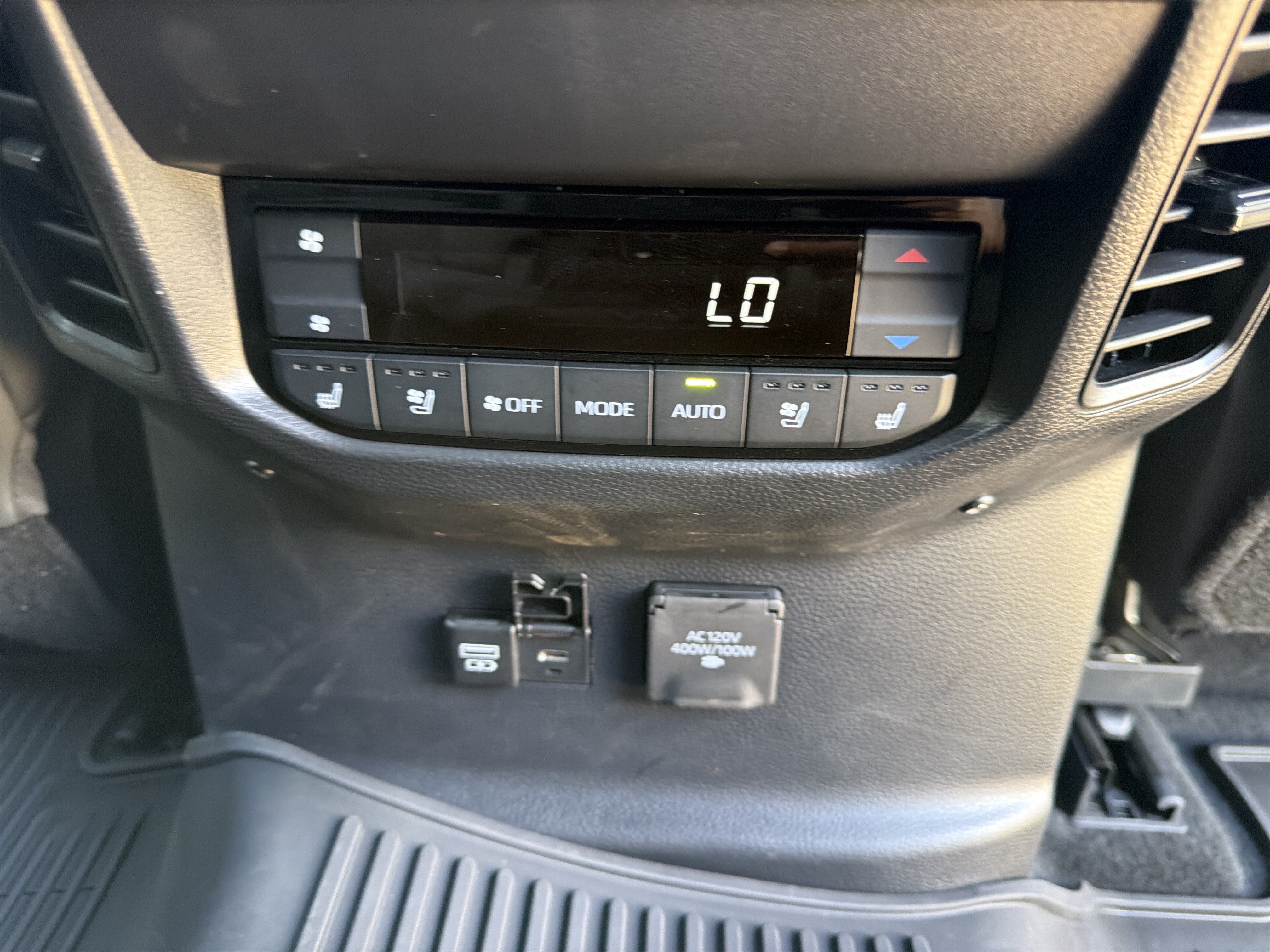 Used 2026 Toyota Sequoia Capstone AWD/4WD image 18
