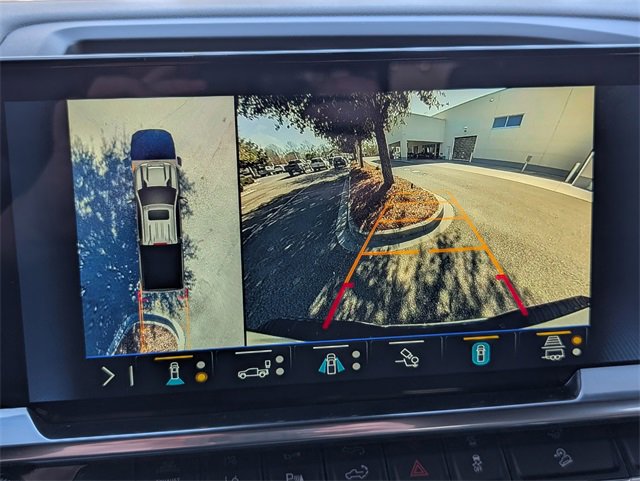 Used 2026 Chevrolet Silverado 2500 LTZ w/ LTZ Premium Package image 18