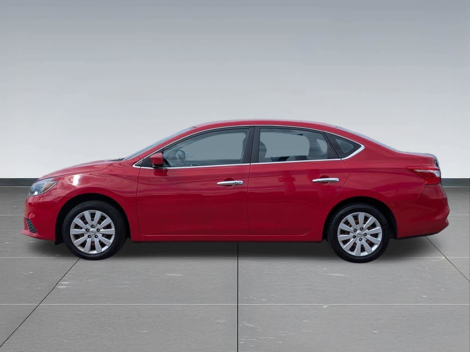 Used 2017 Nissan Sentra SV image 3