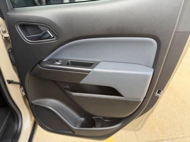 Used 2021 Chevrolet Colorado Z71 w/ Safety Package AWD/4WD image 14